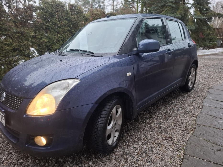 Suzuki Swift - ekonomiczny 1,3 - 2008 rok