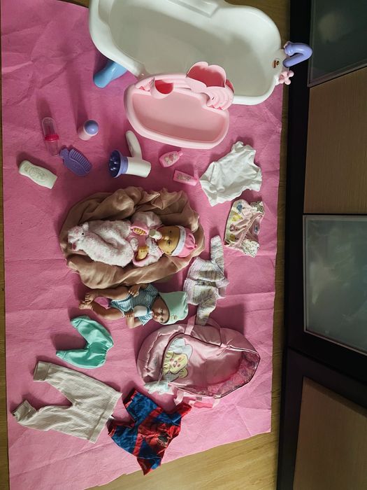 Duży zestaw dwa noworodki bobaski akcesoria wanienka!