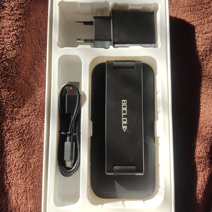 Бездротова зарядка Magnetic Wireless Charger