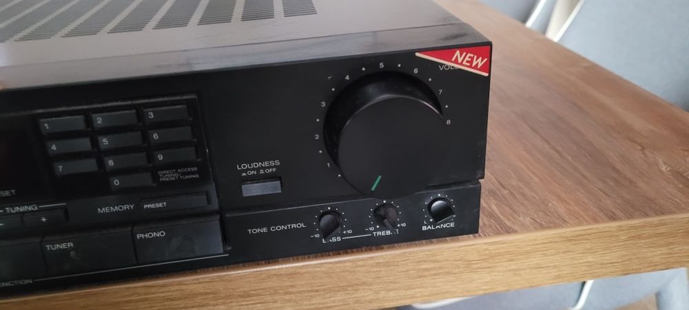Sony amplituner-STR-AV200E