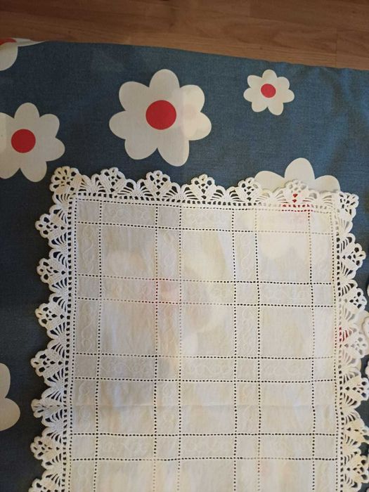 Conjunto de 3 panos bordados (1)