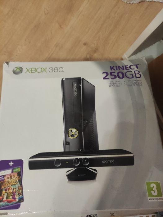 Konsola x box z grami