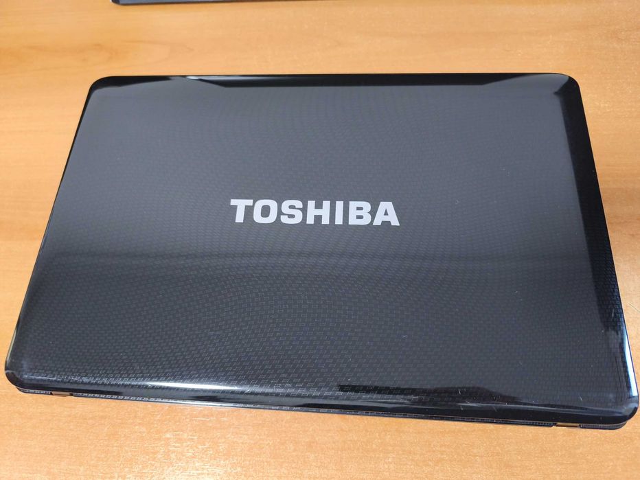 Portátil Toshiba L650 (CPU i5 - RAM 8GB - SSD 240GB)