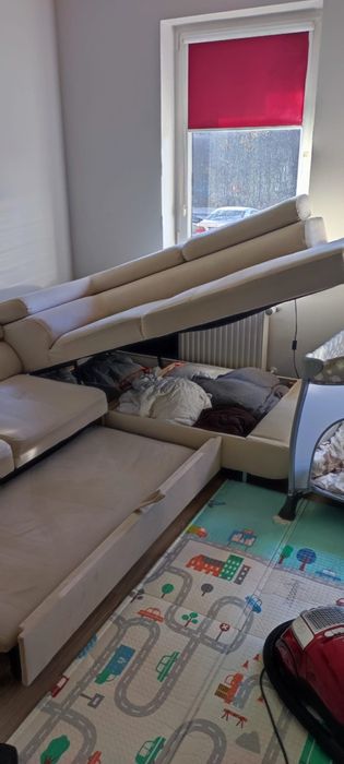 Kanapa narożna z funkcją spania