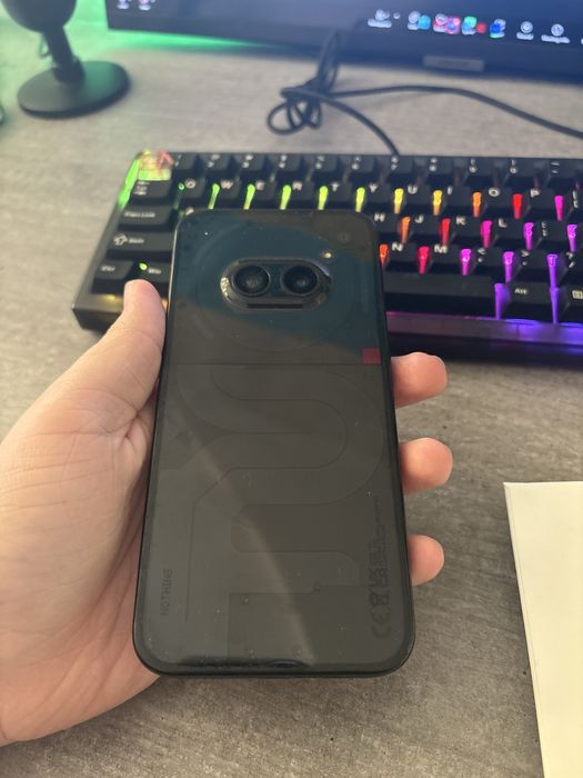 Nothing phone 2a б/у. На 256гб