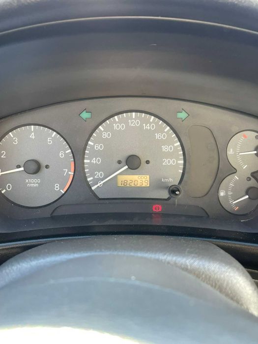 Mitsubishi Lancer VI 1.3 1998