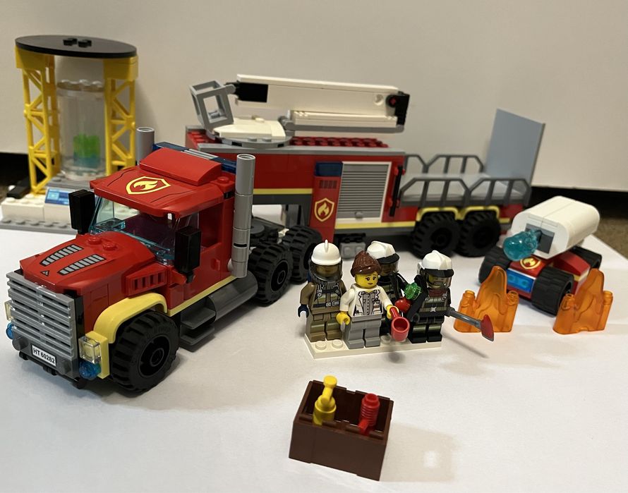 LEGO City 60282 Strażacka jednostka dowodzenia