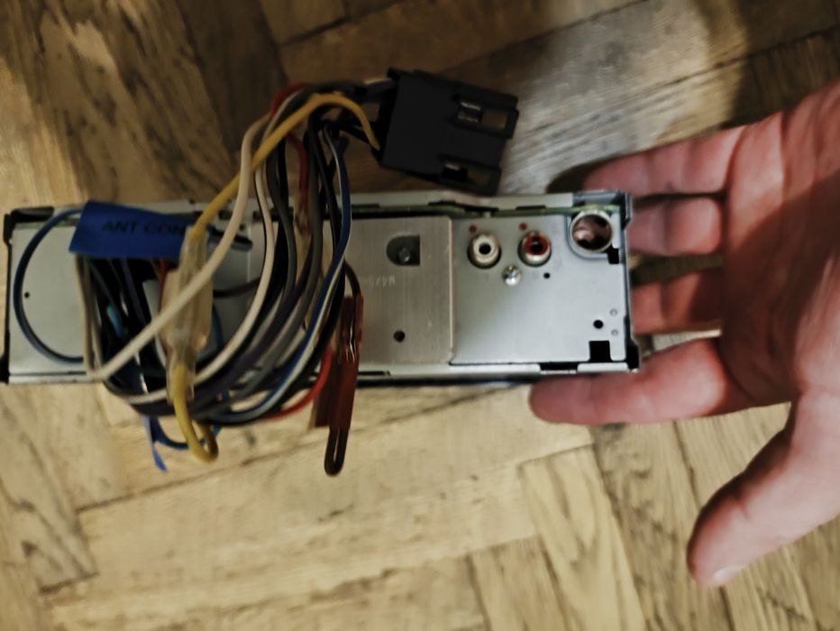 CD/USB ресивер Kenwood KDC-BT33U