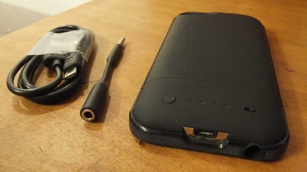 Mophie Juice Pack Plus iPhone 5/5S • Capa iPhone com bateria