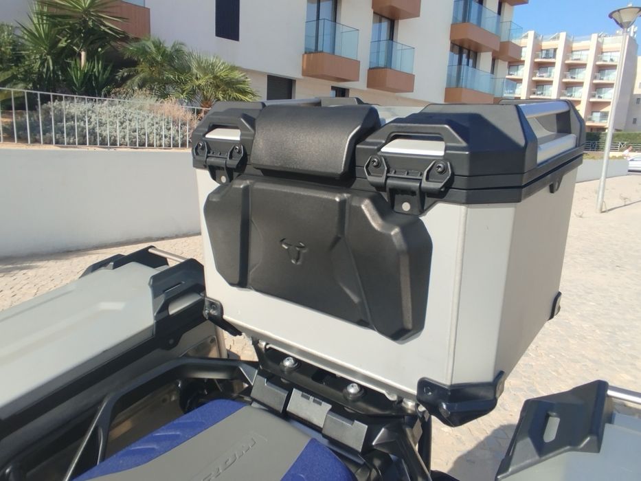 Vendo Suzuki Vstrom 1050 XT /2022/ Malas+Top Case / Full Extras