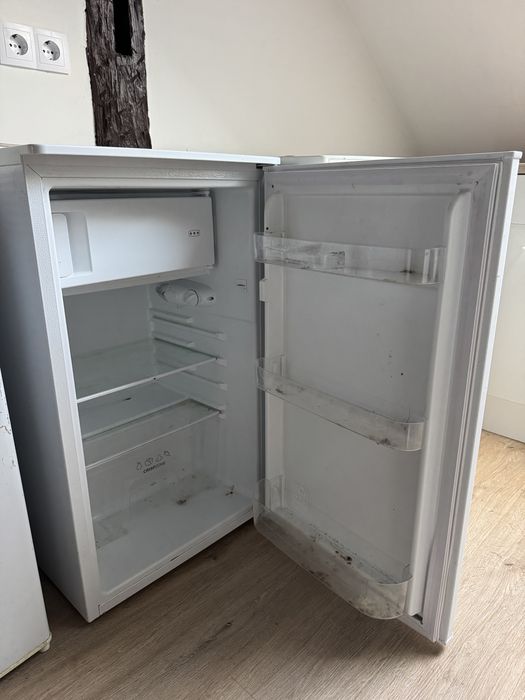 Холодильник, міні холодильник