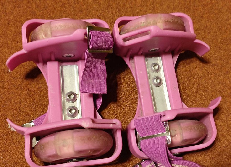 Wrotki, nakładki na buty