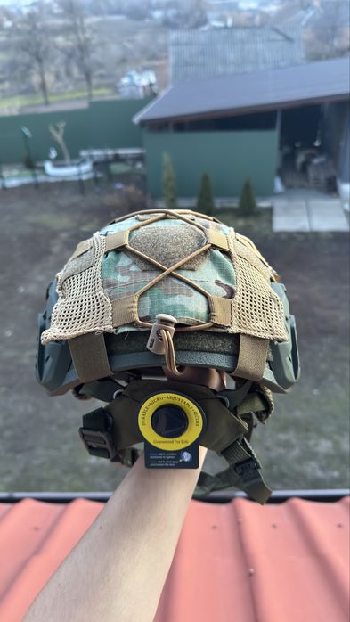 КОМПЛЕКТ Новий шолом каска для активного відпочинку