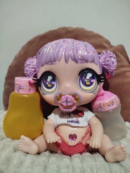 Boneca Glitter Babyz Doll Series 2 - Melody - usada