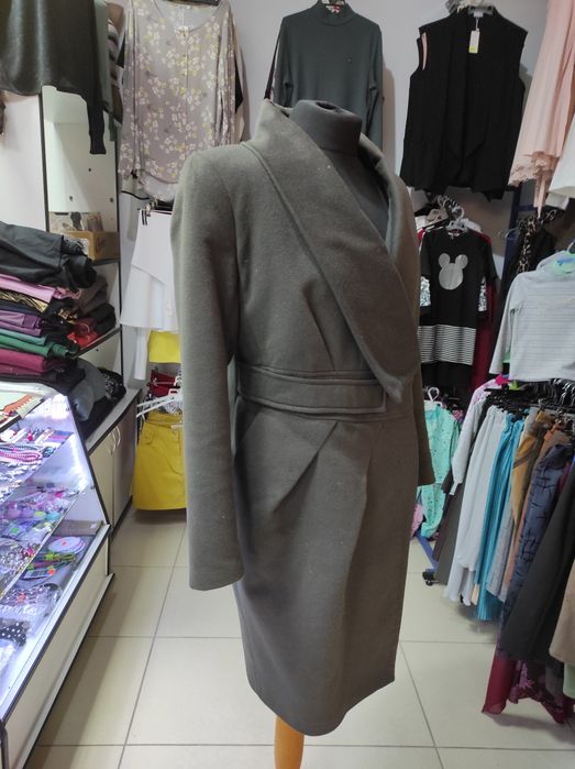 Кашемірове пальто 46 розмір