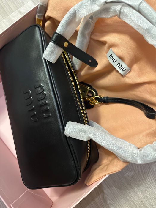 Сумка шкіряна miu miu