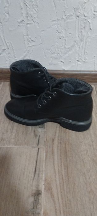 Женские ботинки  ECCO. Зимние.  39