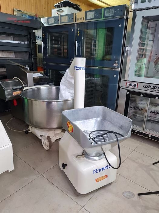 Мукопросеиватель Мукопросіювач  Fomko turbo c магнитоной сеткой