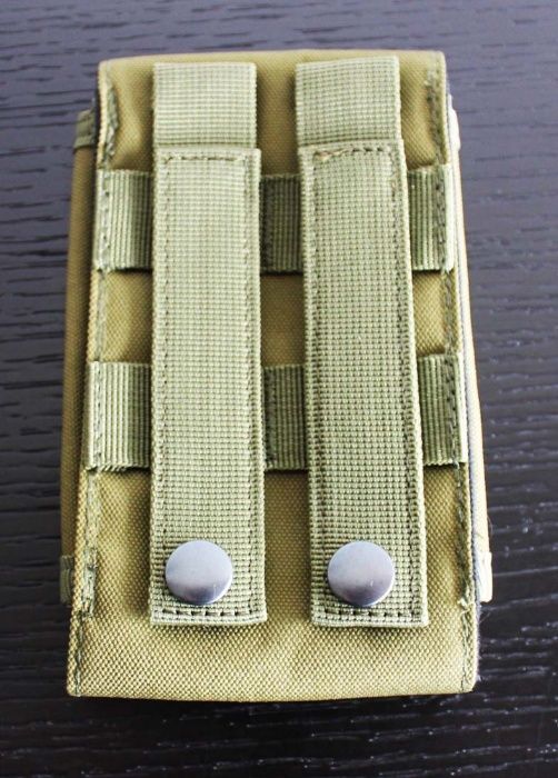 Bolsa táctica militar com sistema MOLLE resistente e impermeável