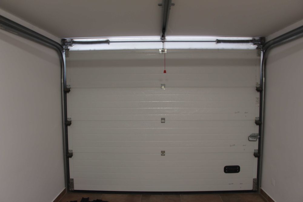 Portão de Garagem - automático com motor
