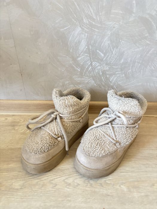 Уггі на дівчинку 35 розмір