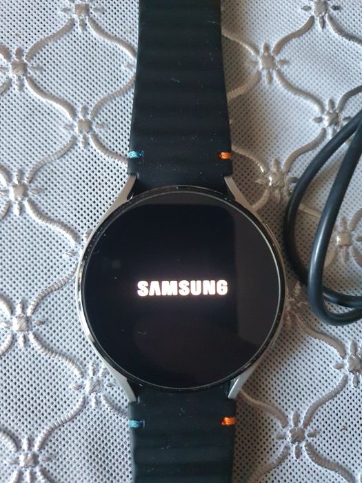 Samsung galaxy watch 4 44mm GPS 100% sprawny