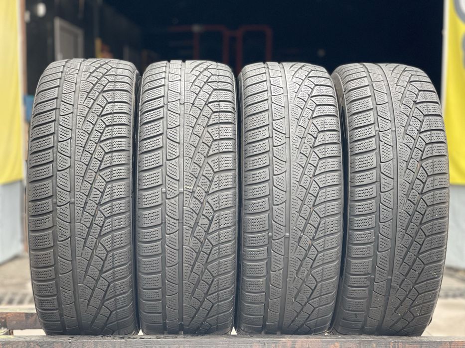 Шини Зимові 4шт 215/65 R16 Pirelli Sottozero Winter 210
