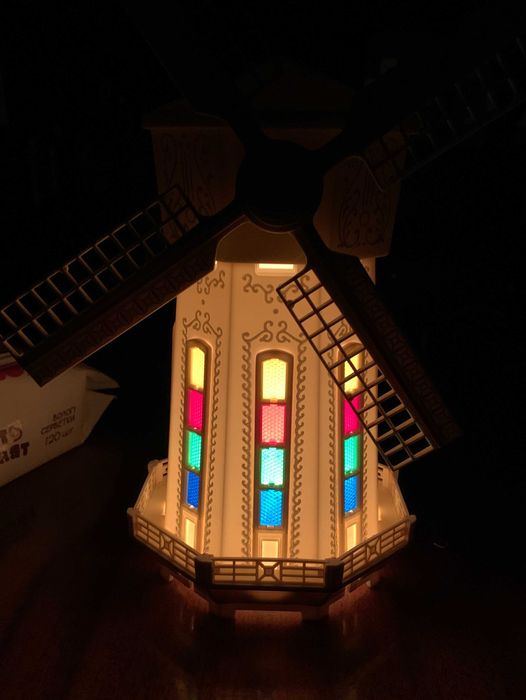 Музыкальный светильник, ночник