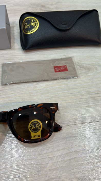 Oculos de sol Rayban wayfarer tartaruga  novos Entrego em mãos em Odivelas e envio Pelos correios