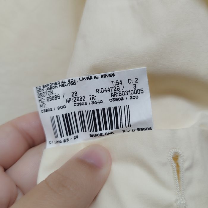 Casaco cor creme Burberry 54