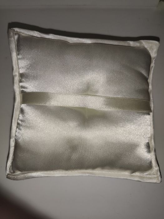 Подушечка весільна під кільця