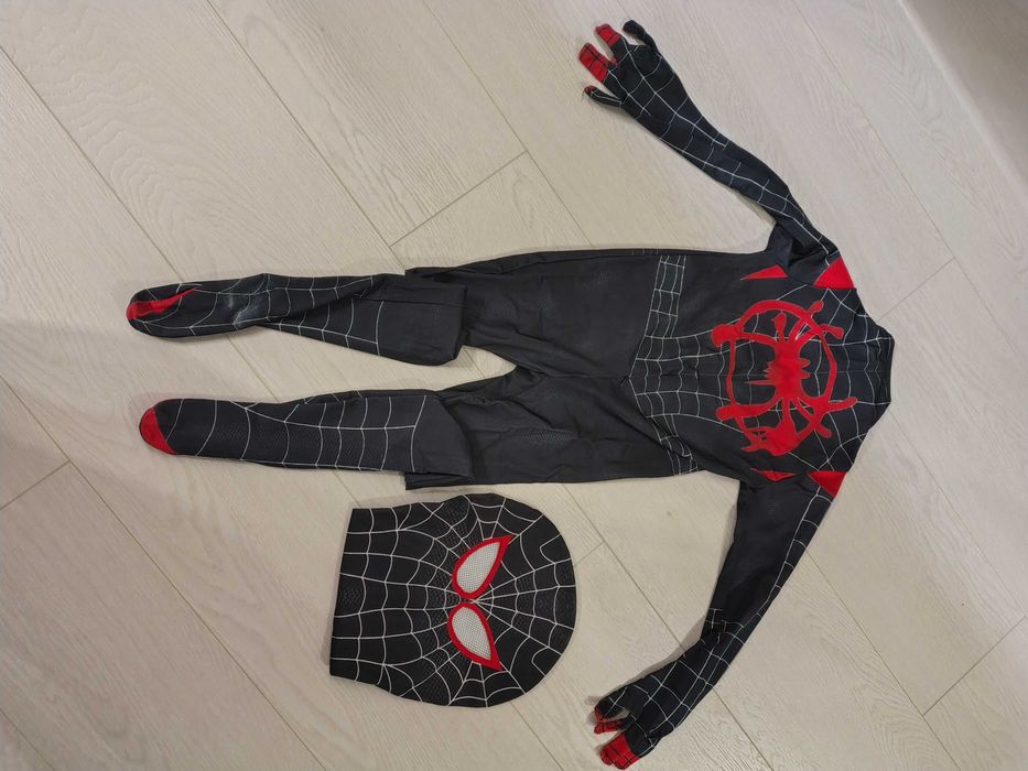 Strój karnawałowy Spidey