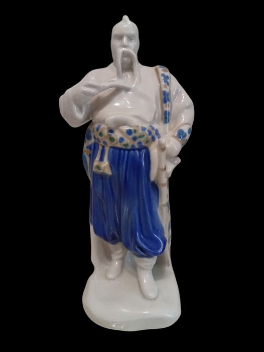 Статуэтка фарфоровая Тарас Бульба.