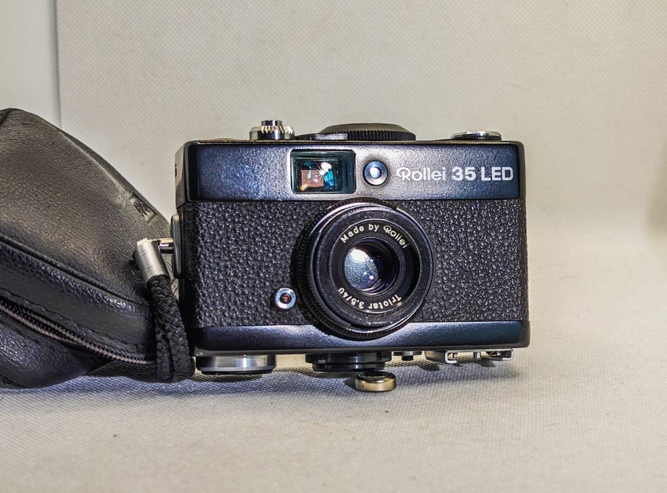 Aparat analogowy kompakt rollei 35 led