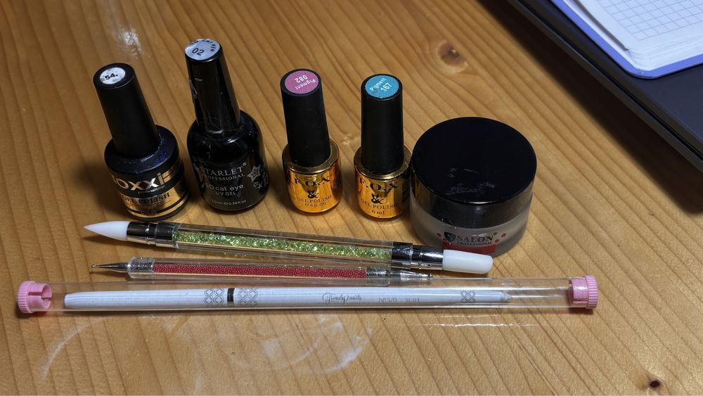 Набір для манікюру: гель-лаки, кісточка, акрилова пудра, дотс, пушер
