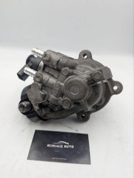 04L130755E Насос топливный высокого давления (ТНВД)  VAG 1.6 superb