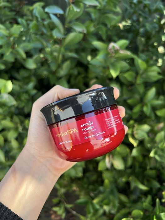 Produtos boticario queima estoque