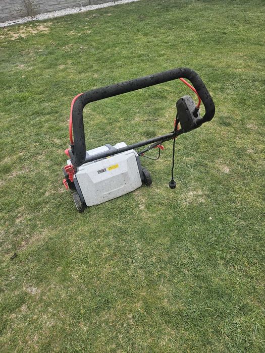 Aerator wertykulator elektryczny NAC SCE180-W 1800W
