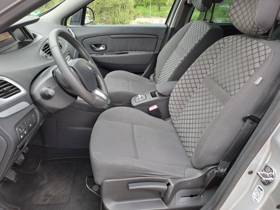 Renault Scenic 1.6 газ/бензин