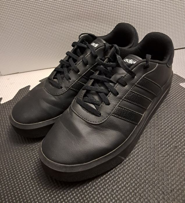 Czarne buty Adidas 41 1/2 court platform damskie unisex adidasy GV8995