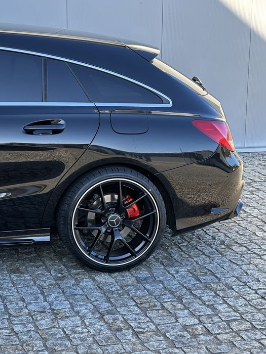 Mercedes CLA 220 AMG ( Trato de crédito)