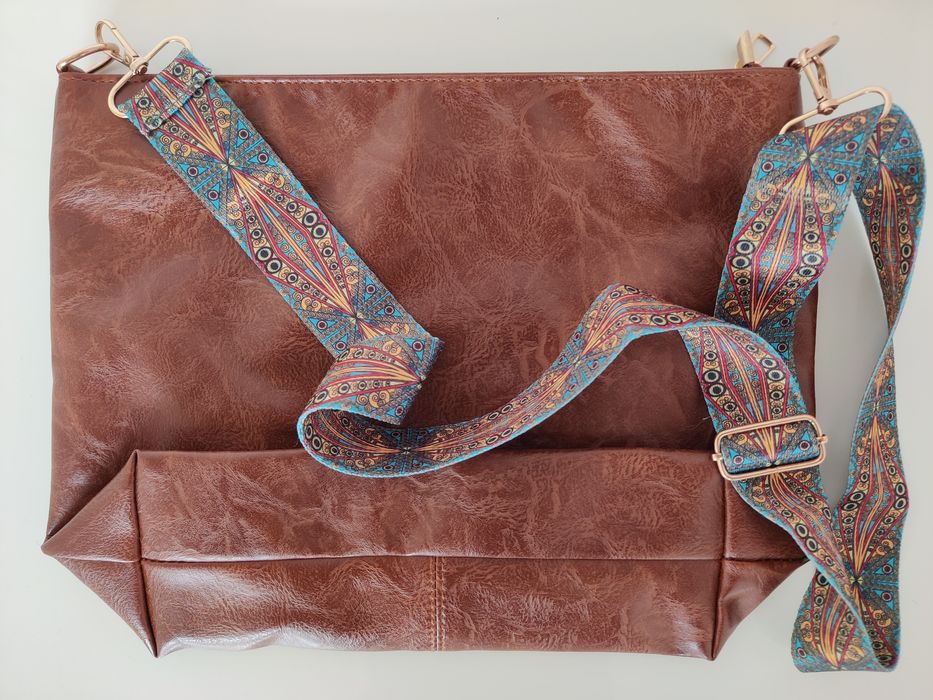 Elegancka torebka listonoszka boho