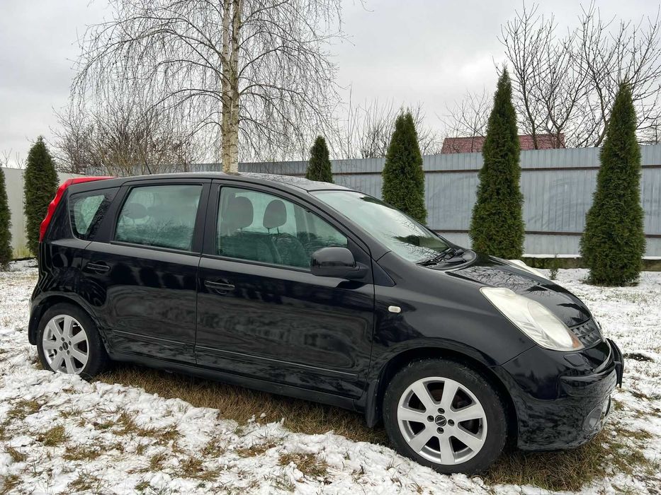 продам автомобіль Ніссан Ноут
