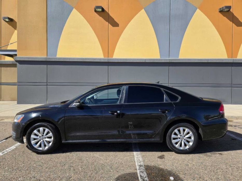 Volkswagen Passat Wolfsburg Edition      2014