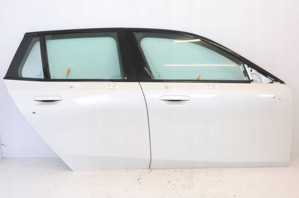 Двері BMW 5 G61 передні або задні праві ліві разборка