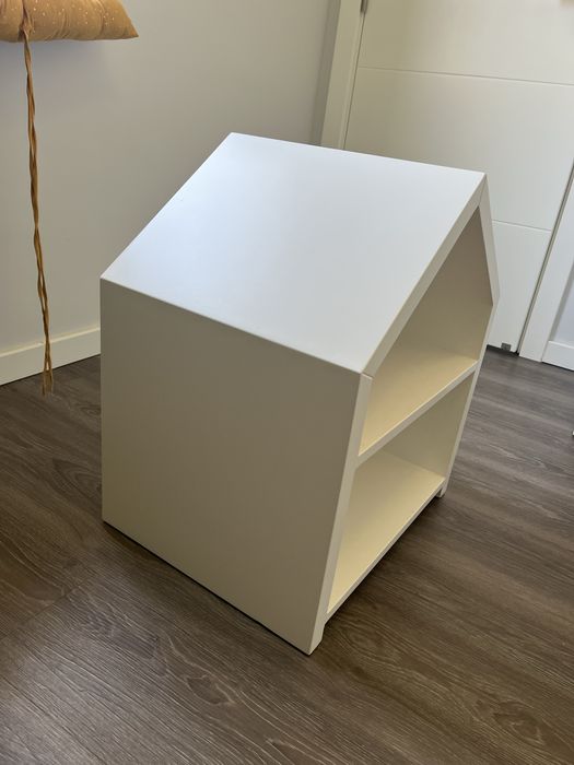 Mesa cabeceira criança
