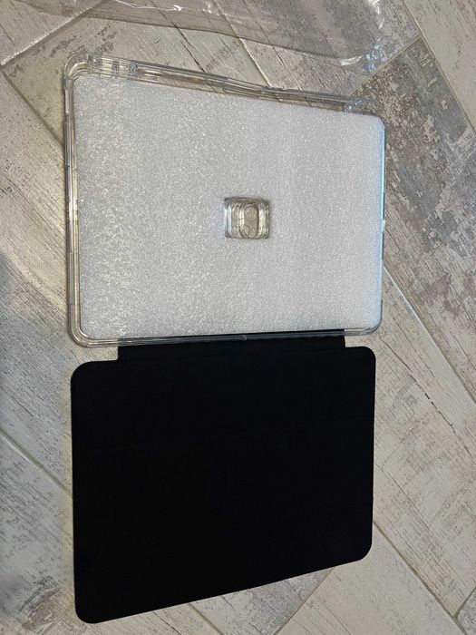 Чехол книжка iPad Pro 11