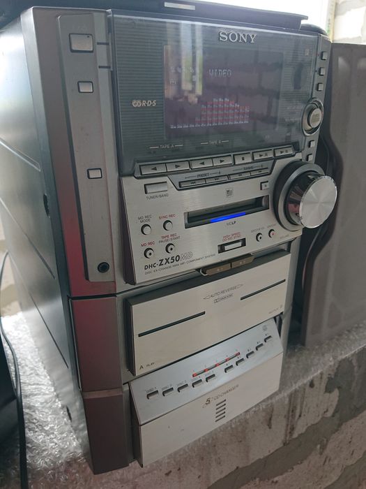 Музыкальный центр Sony DHC-ZX50MD
