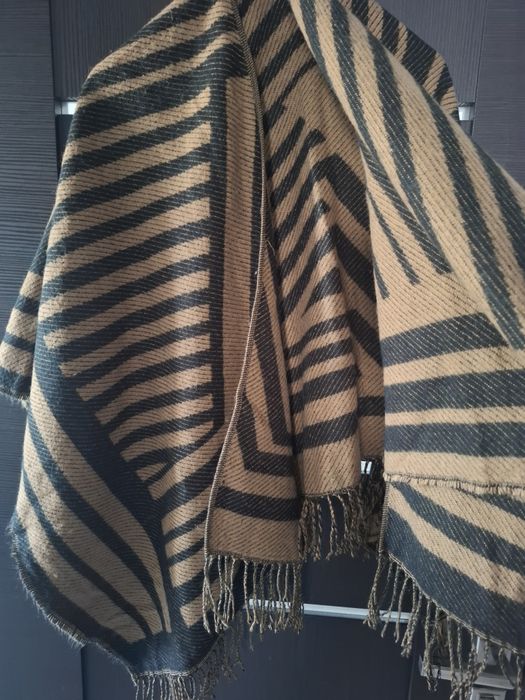 Poncho narzuta damska