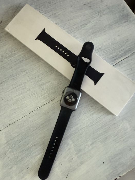 Часи apple watch 2 42 mm